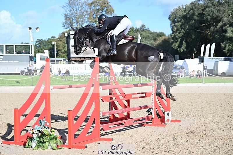 231022-120224-26551 - 329-RINGFORT.REVE.DU.MOULIN-Andrew.Downes-SJ