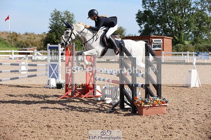 240629A-170818-08266 - Cls 13 Stepping Stones 128cm + 138cm