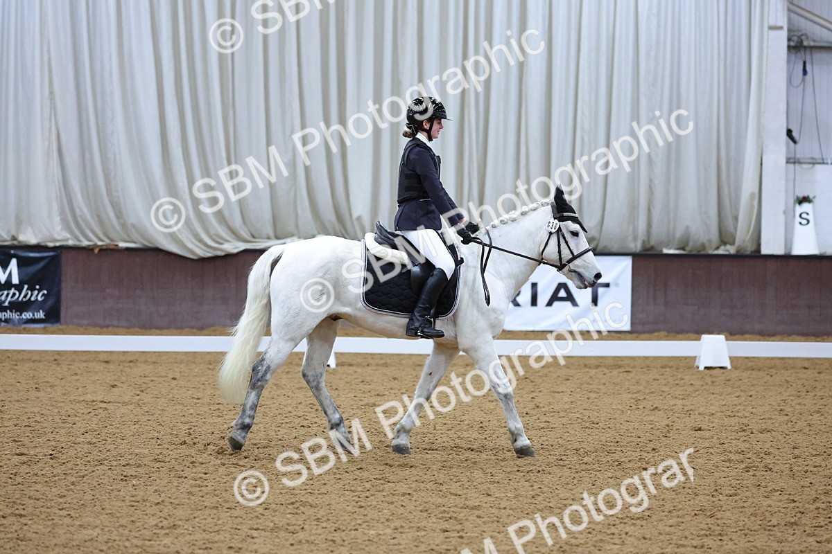 SBM_000061 - Class 2 - Intro 3 Championship - 8.51-9.47