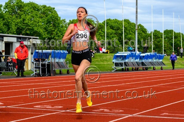 Natopener26-919446 - Track Female