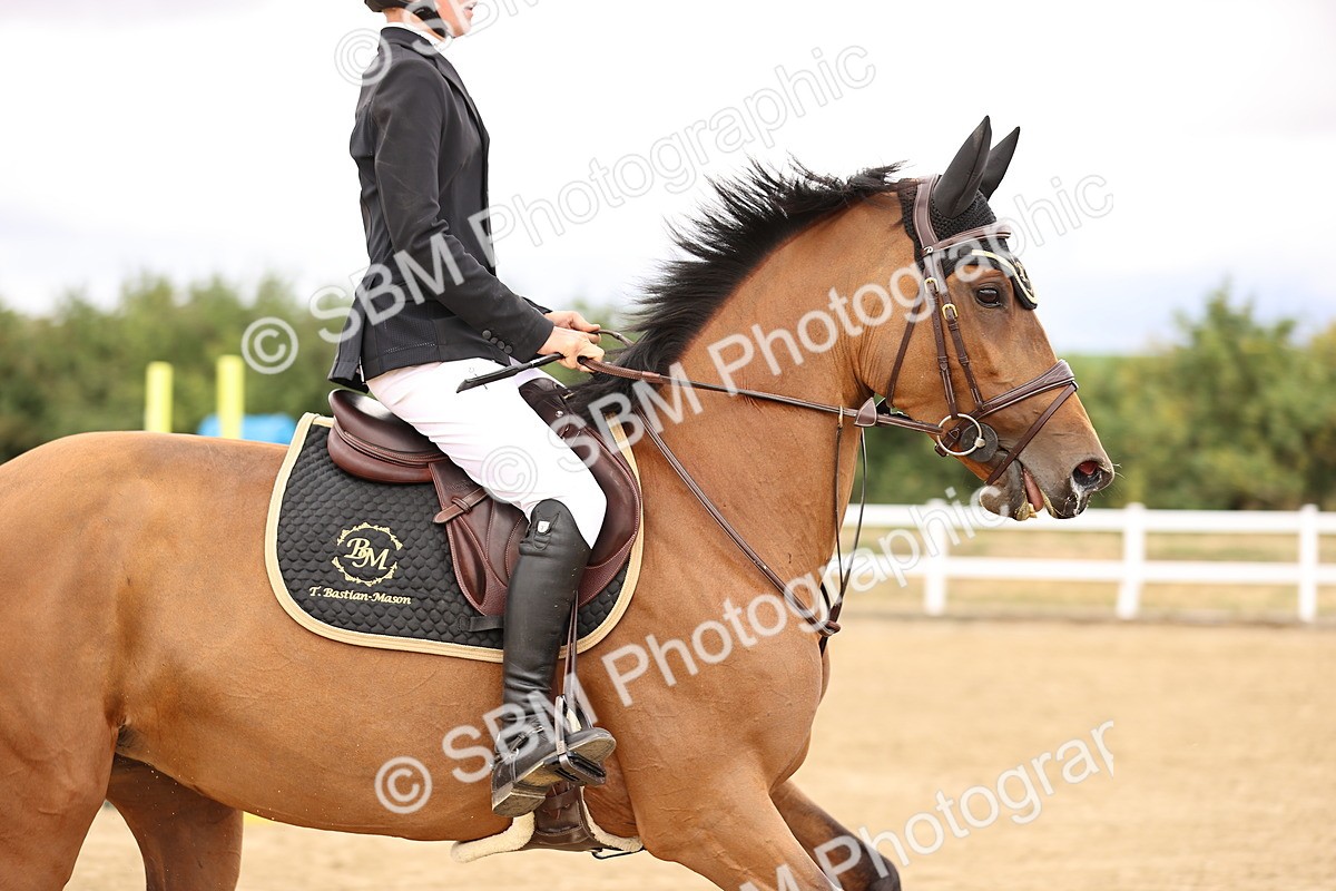 SBM_026871 - Class 13 - Senior Newcomers - 1.10m