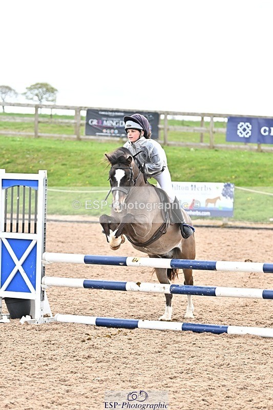 250414-103437-00144 - 80cm Round 1