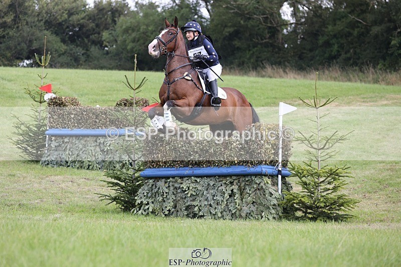 240831A-112018-01043 - 057-Bella.Balian-BEECHWOOD.JOEY