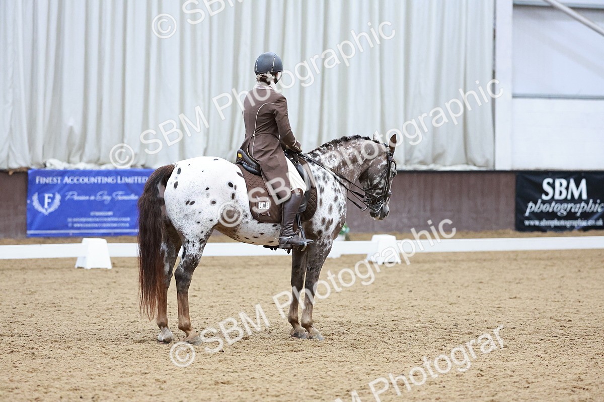 SBM_016614 - Class 5 - FEI INT II - 17.24-18.20