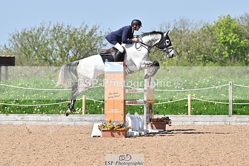 240509A-111432-01085 - Cls 9 Snr 1.20m Open