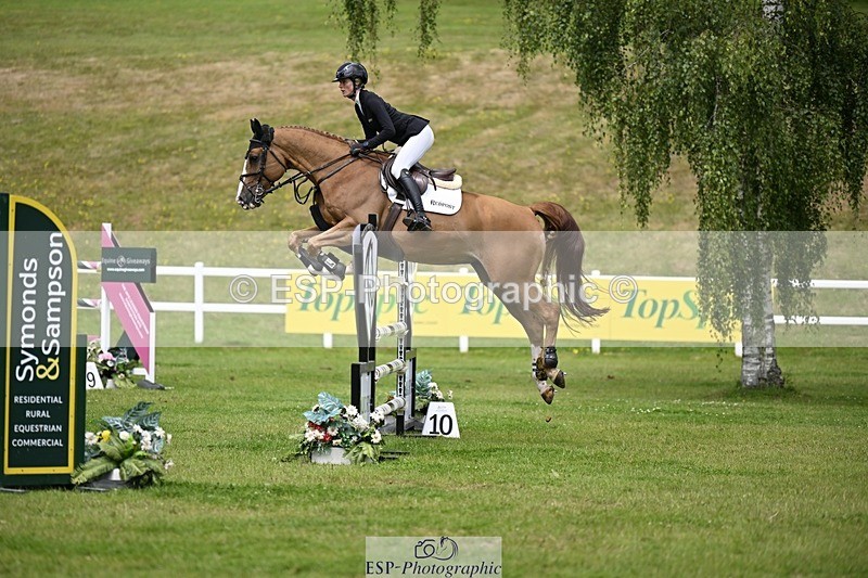 240711-120201-26803 - Cls 117 HOYS Grade C Quali 1.35m