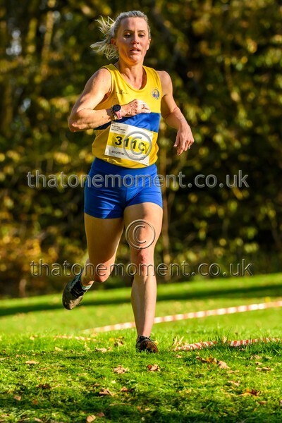 NatRel25-926041 - Senior Female Set Three