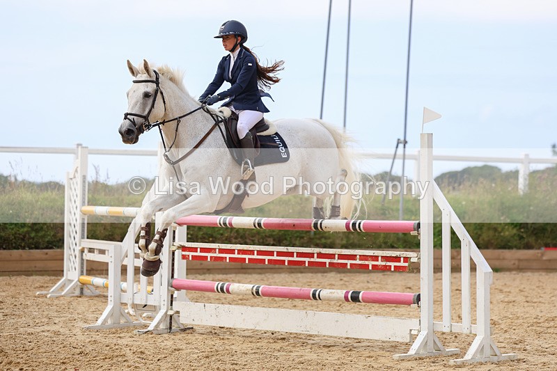 3E7A1757 - Class 13: Senior Newcomers/1.10m open