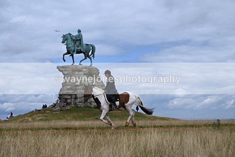DSC_6966 - Time at Statue 12:45 to 13:15