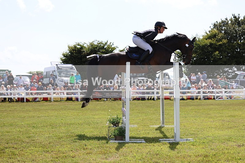 3E7A2972 - Class A: Showjumping Senior Open 1.25