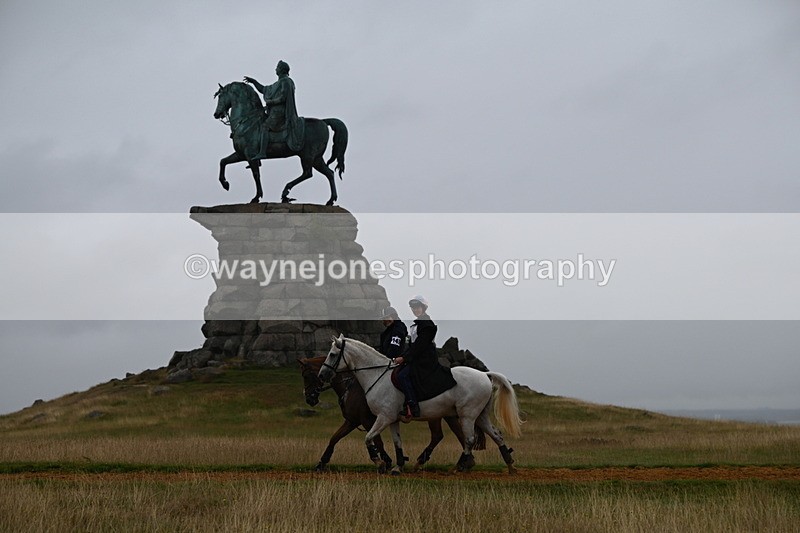 DSC_2800 - Time at Statue 12:59 to 13:49