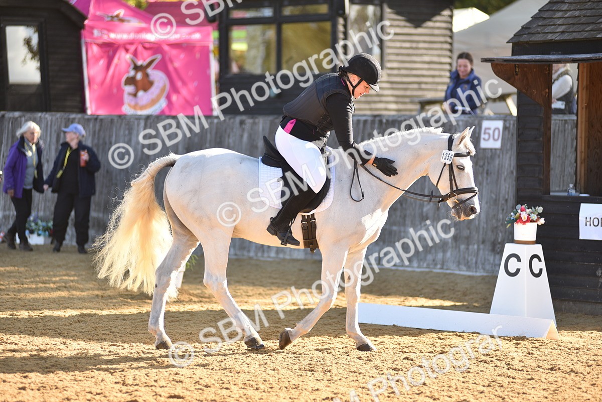 SBM_15757 - D4 - Small Tour Championship Intro 4