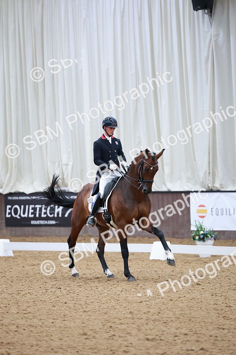 SBM_010405 - Class 13 - FEI PSG - 13.14-14.20