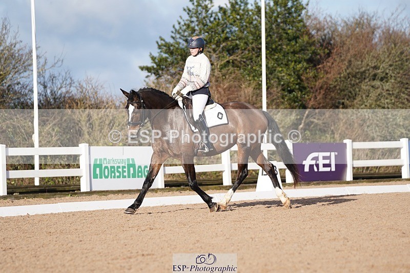 241214-121544-00453 - 152-Liv.Leonard-Liberty