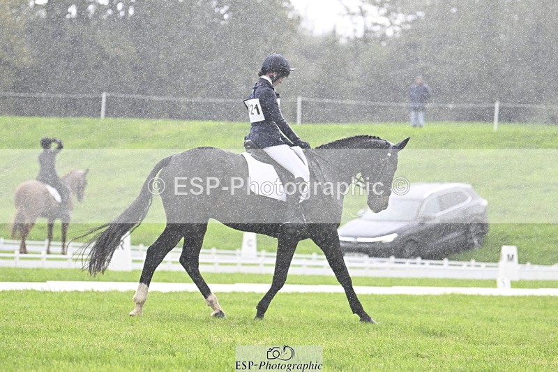 251023A-121652-04055 - F-421-Isabella.Hooton