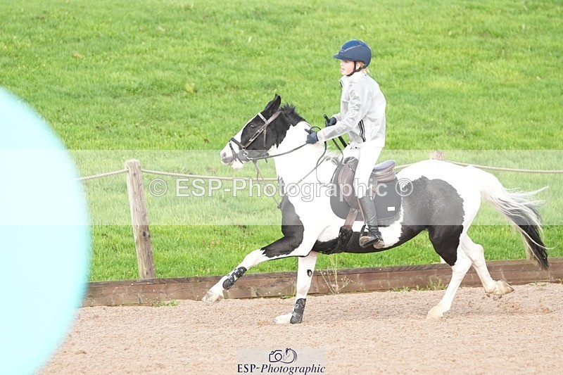 250920-163024-01628 - Cls 22 Pony Intro 90cm Derby