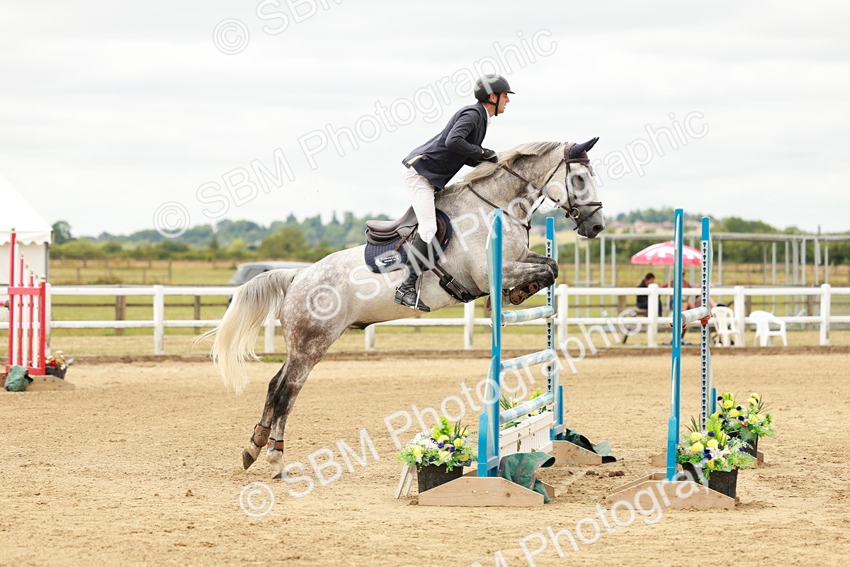 SBM_017643 - Class 21 - Senior Newcomers Championship 2d Rd
