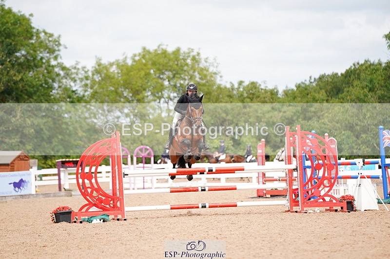 240804A-122052-10793 - Cls 51 1.05m Amateur Qualifier