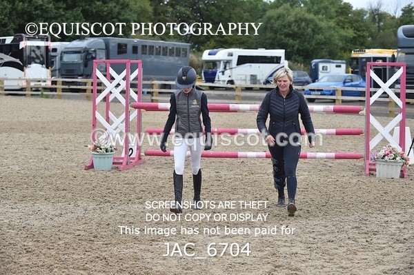 JAC_6704 - CLASS 17 SUN Pony Newcomers/ 1m Open