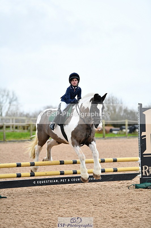 240309A-114916-00560 - Cls 17+18 Club and Schools 70cm