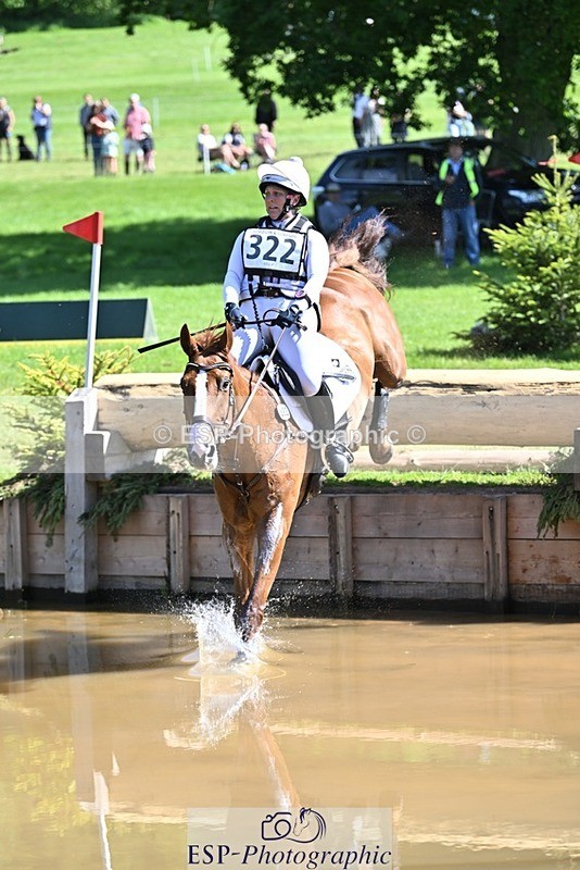 240525-105411-12108 - 322-CHILLI_KING-Gemma_Stevens