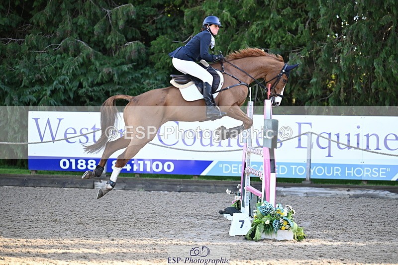 251024A-105227-06609 - B-151-Miranda.Staveley