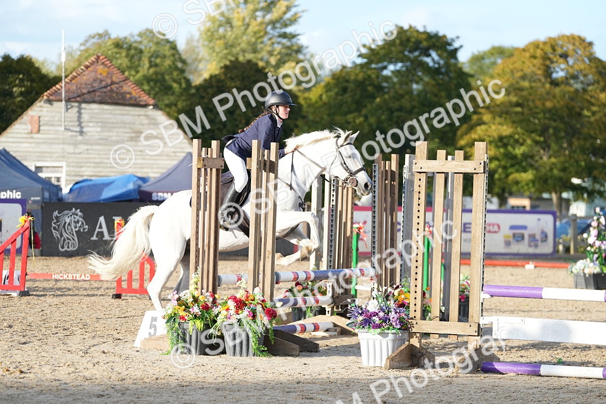 SBM_29381 - J44 - Horse & Hound Open 70cm