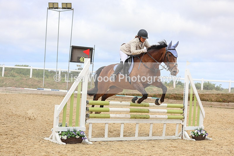 3E7A4633 - Class 4: Senior British Novice/90cm open