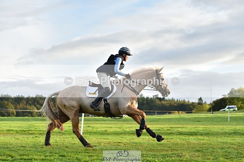 231021-084742-13431 - 612-CORRIEVIEW.MERLIN.MAGIC-Jane.Rogers-SC+XC