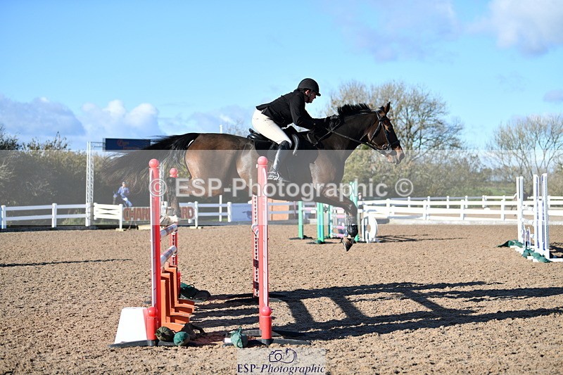 231110A-134750-00667 - Cls 5 Newcomers & 1.10m Open