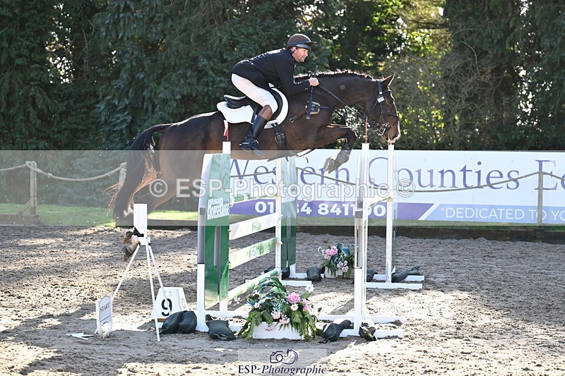 251024A-125932-10549 - C-246-Simon.Vatcher