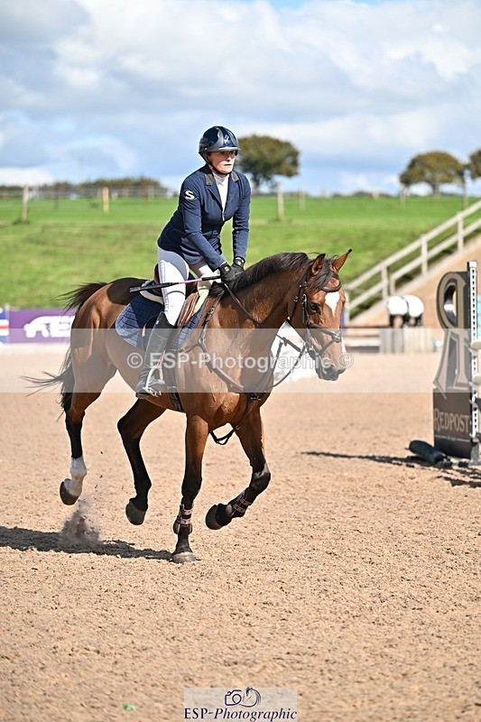 250924-140521-00524 - Cls 6 Foxhunter and 1.20m Open