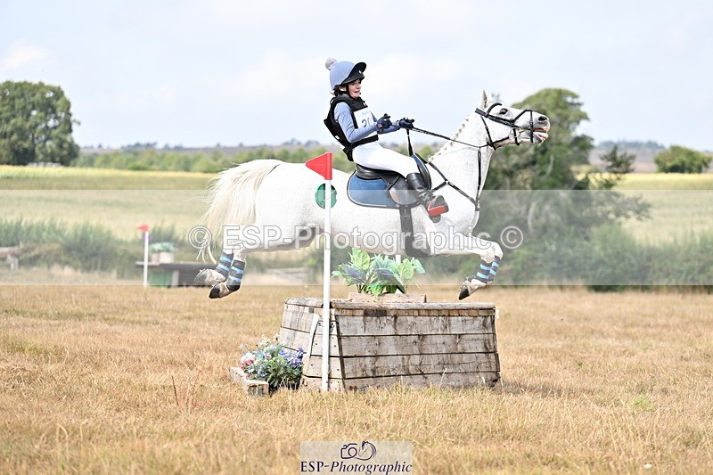 250824A-131002-37011 - 2015-Charlotte.Goaman-Pride.of.Rineen