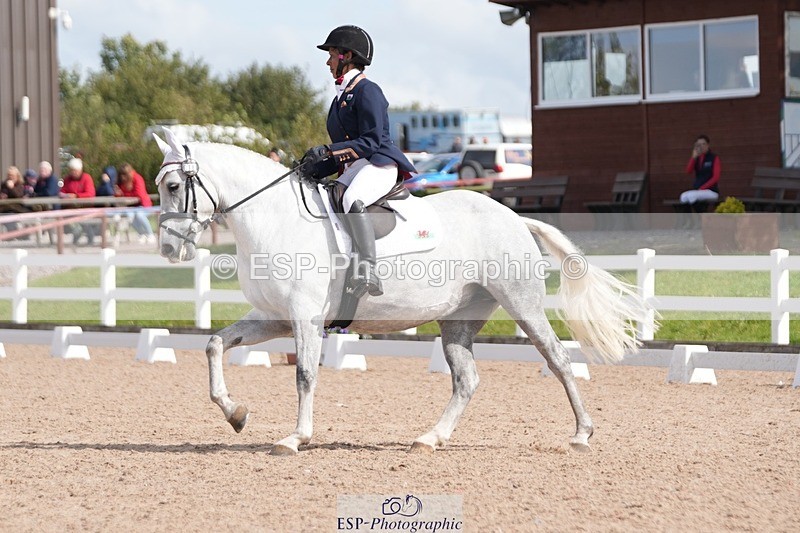 250906-115725-01665 - 010-Donna.HarrisKylah