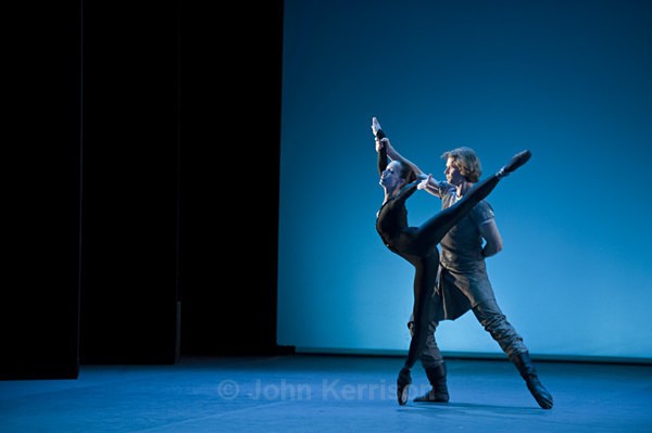  - Kenneth Greve and Daria Makhateli - The Swan Of Tuonela