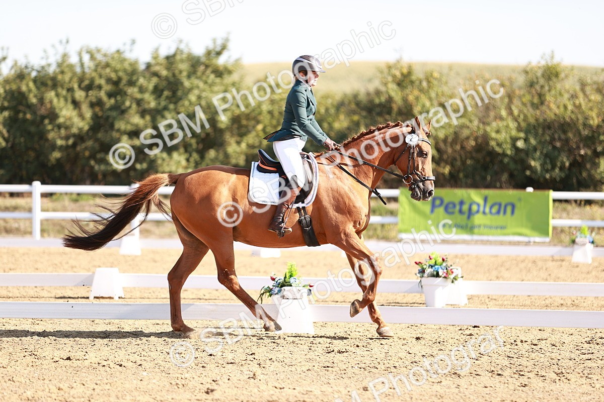 SBM_004380 - Class 12 - Novice 5 - 9.07-10.10