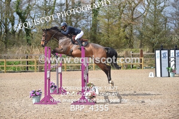 BPP_4355 - CLASS 10 RHS Foxhunter Championship Qualifier