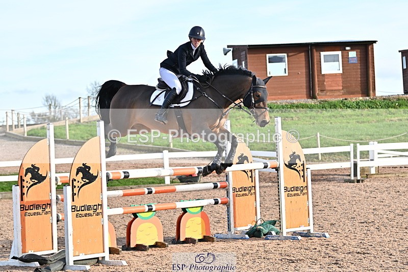 241113A-140053-00774 - Cls 05A&B Snr Fox & 1.20m Open