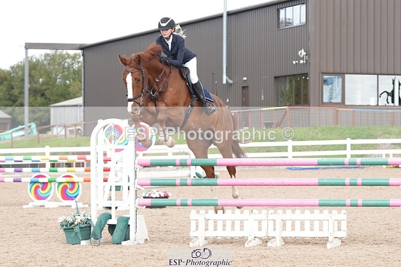 251005-133441-03570 - Cls 27 1.05m Amateur Qualifier