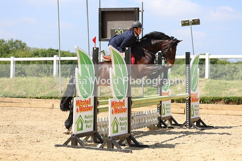 3E7A9819 - Class 8: Senior 80cm