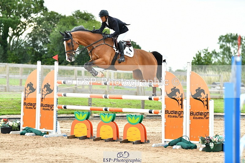 230720A-155428-04091 - Cls 9, 2 Star Big 1.40m Start to break