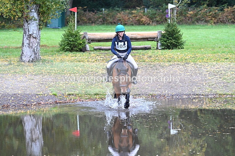 WJ7_3245 - Time 10:47 to 11:11 at the water