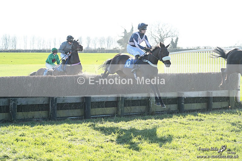 PtP 210326 1011 - VWH Cirencester Races 21/03/26