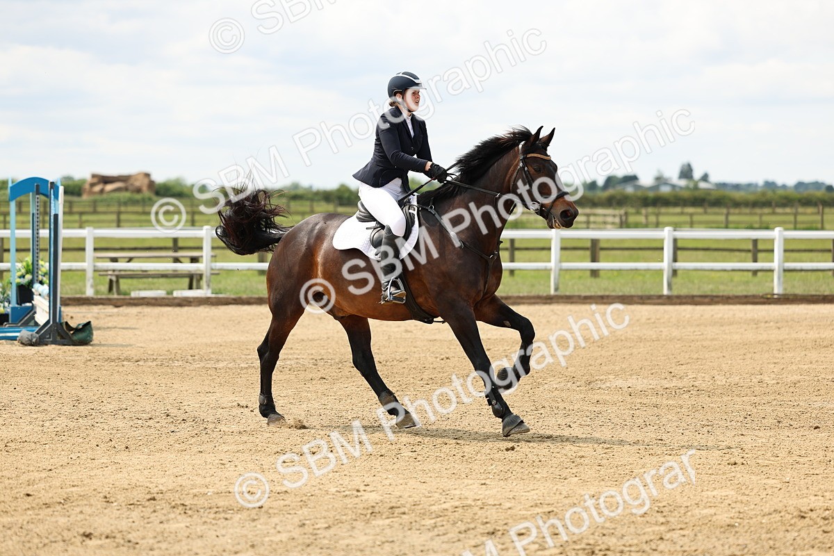 SBM_005141 - Class 17 - Senior Discovery - 1.00m