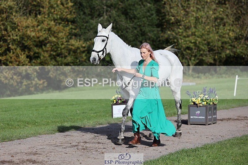 241027-102038-15822 - 506-Emma.Farrar-HER.NAME.IS.LOLA