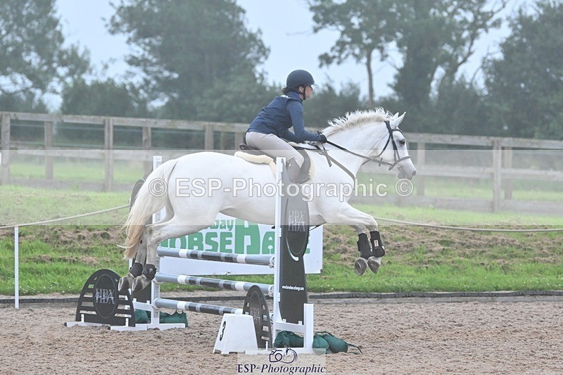 240813-192529-00919 - Classes 7 A&B 90cm