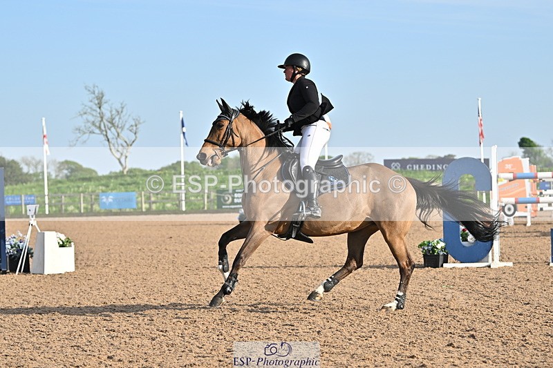 240511A-183519-15706 - Cls 39 Chard Equ Derby