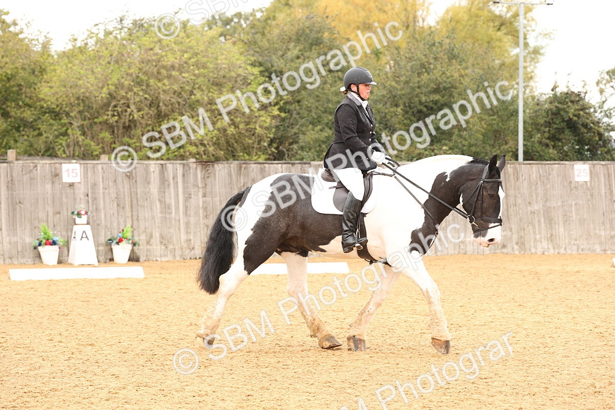 SBM_40612 - D6 - Small Tour Championship Intro 4