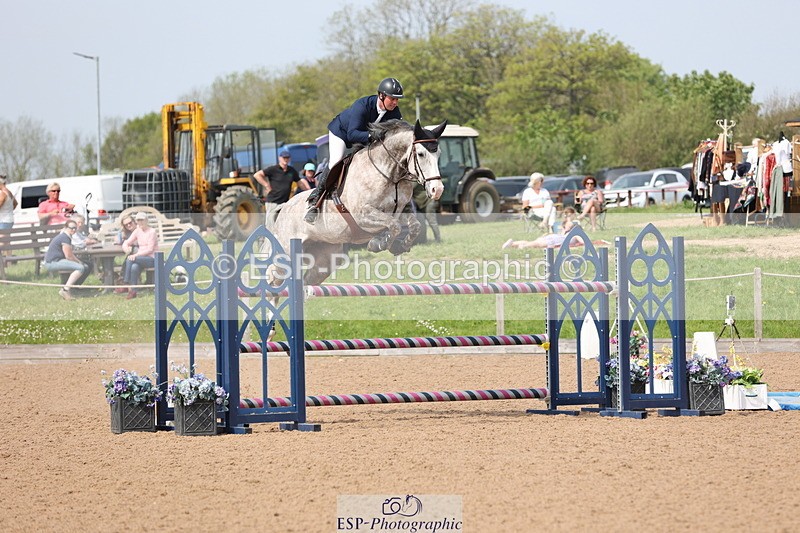 240511A-151953-14627 - Cls 36 National 1.30m Open