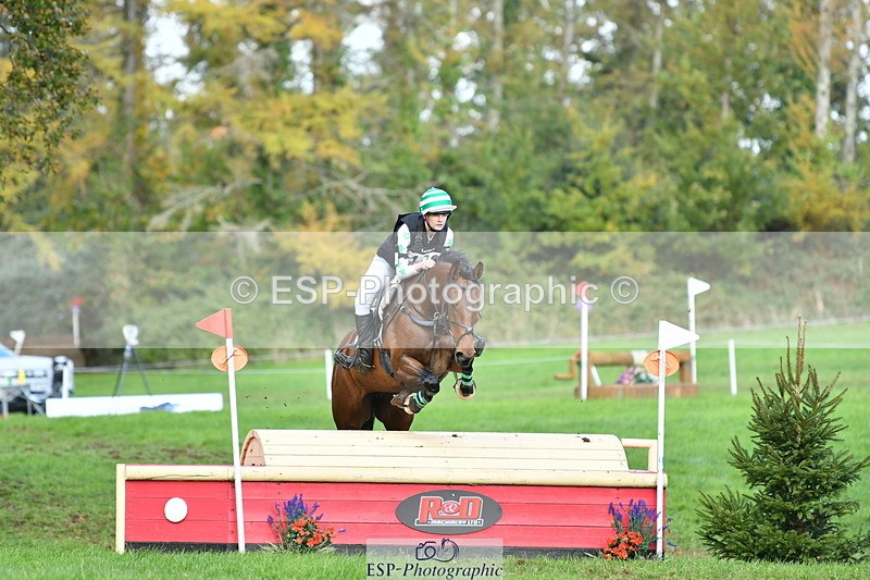 251025A-135705-20136 - F-482-Evie.Matthews